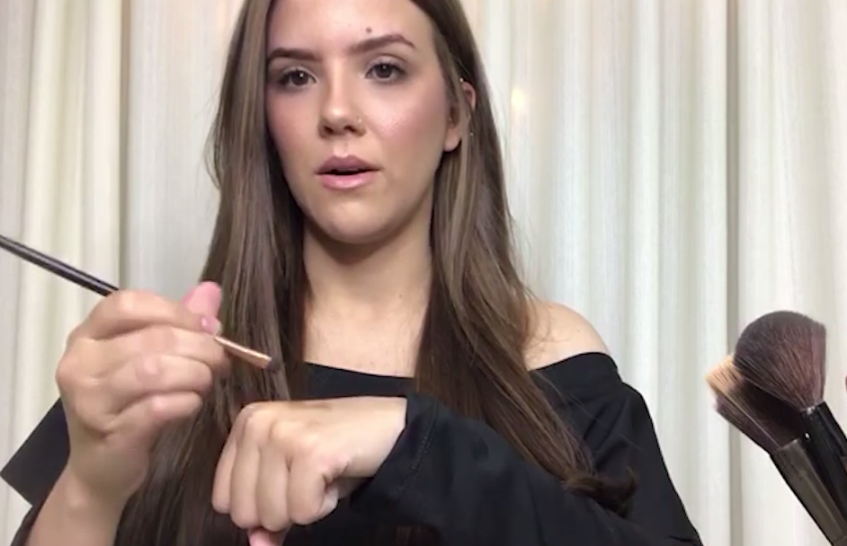 Tutorial de maquiagem com a equipe Pontes e Pontes. Mais Estilo 5ª feira 06/09/2018 – Bl3